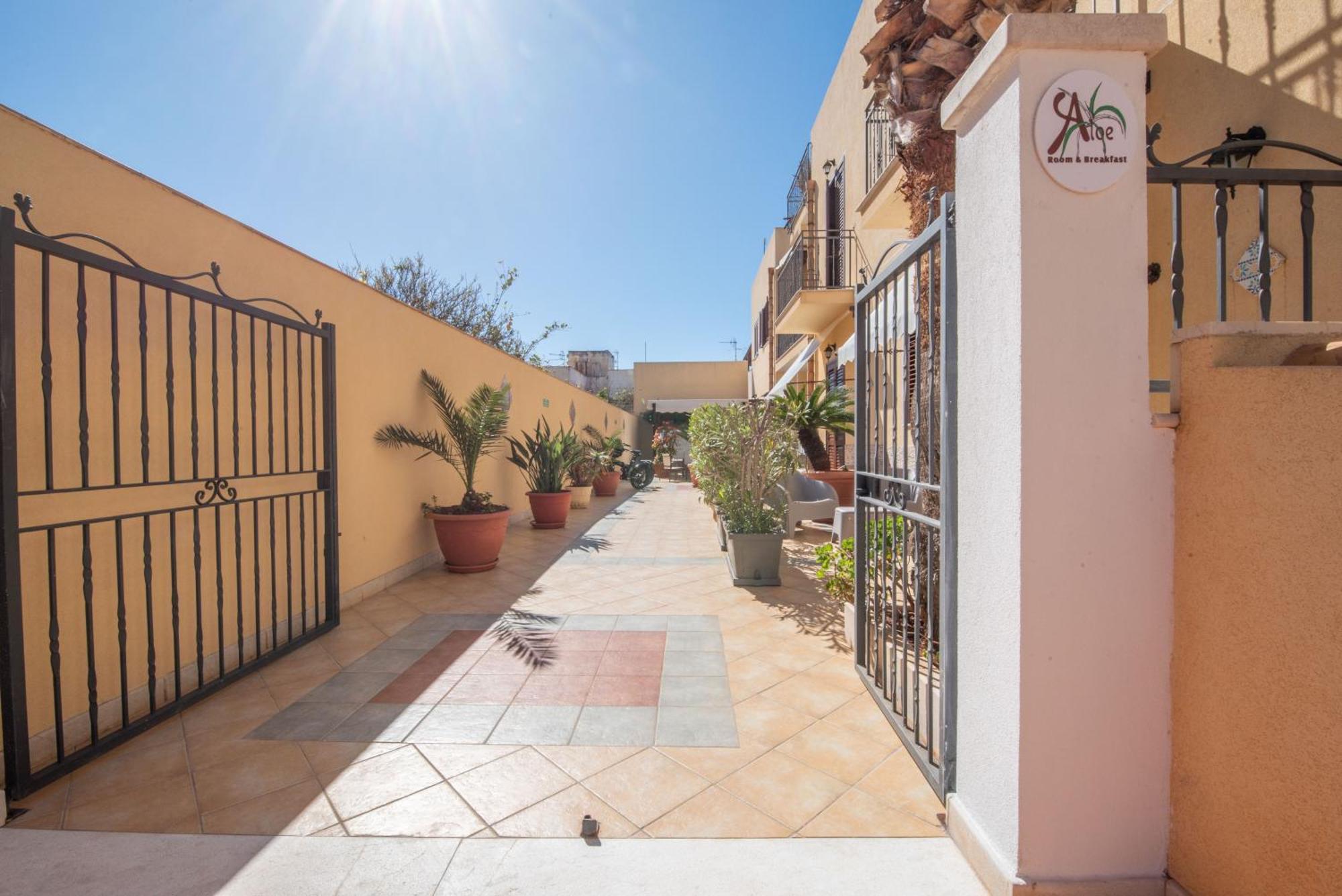 Room & Breakfast Aloe Σαν Βίτο λο Κάπο Εξωτερικό φωτογραφία